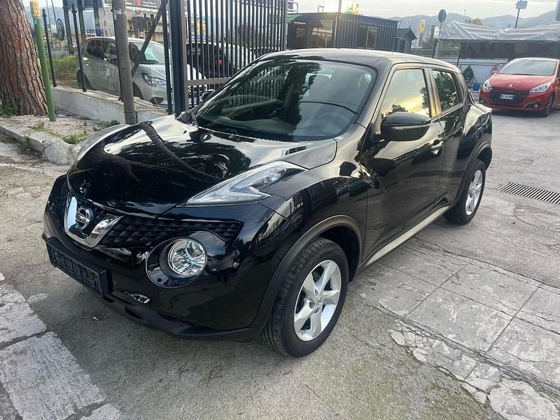 Usata Nissan Juke Acenta 110 CV (80 kW) 2015 Nero SUV