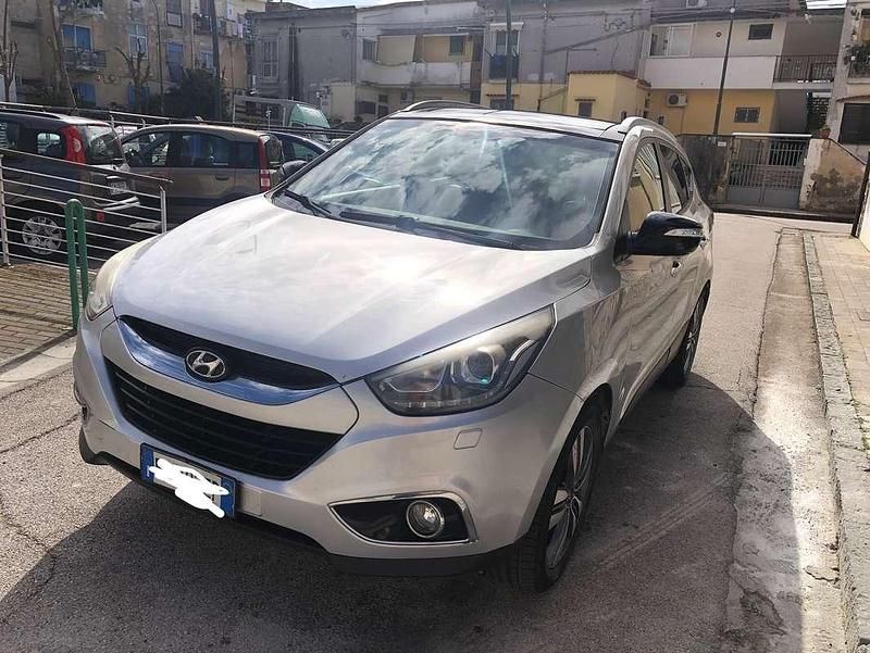 Usata Hyundai ix35 Xpossible 116 CV (85 kW) 2015 Argento SUV