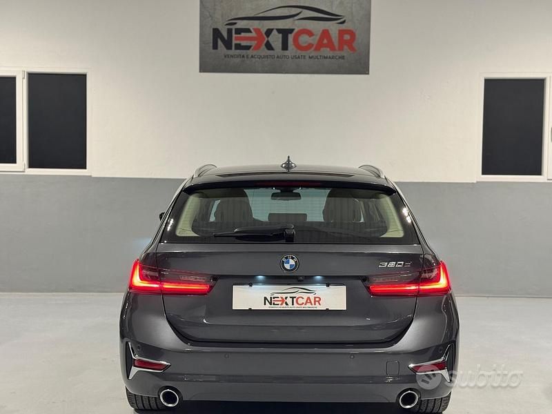 Usata BMW 320 Luxury Line 190 CV (139 kW) 2020 Grigio Station wagon