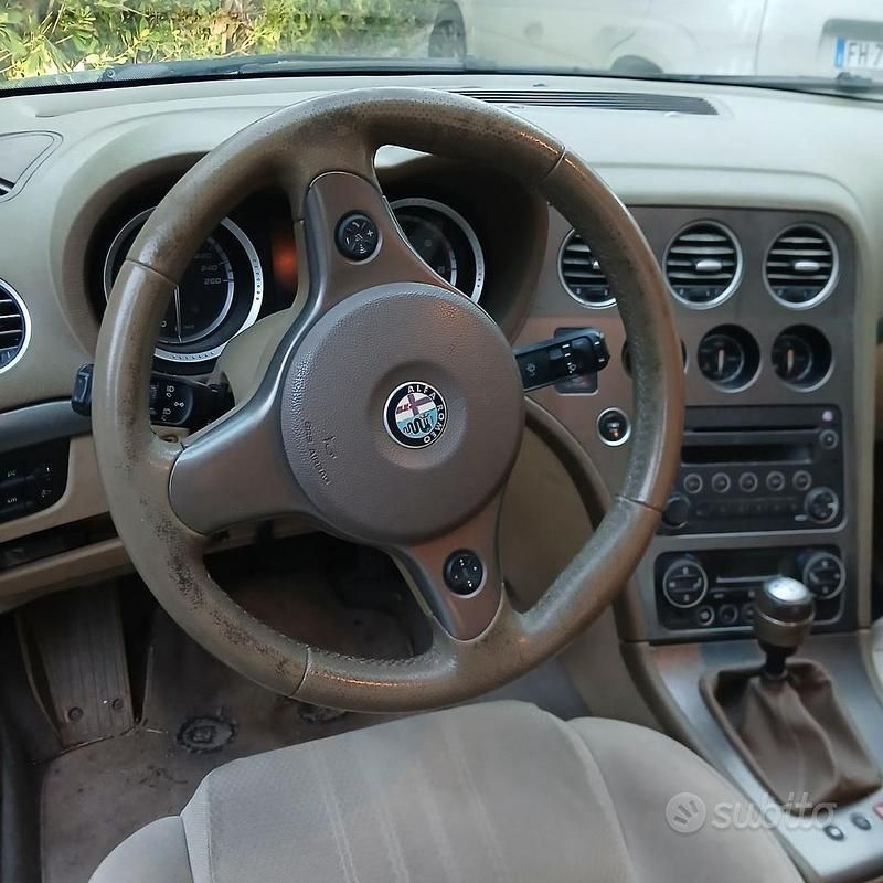 Usata Alfa Romeo 159 150 CV (110 kW) 2008 Grigio Berlina