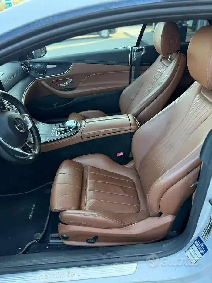 Usata Mercedes E220 AMG line 194 CV (142 kW) 2018 Grigio Coupé