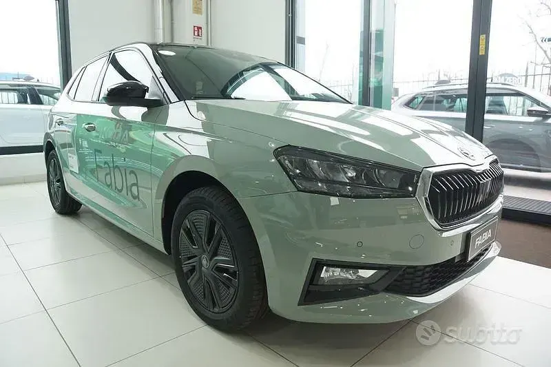 Nuova Skoda Fabia 95 CV (69 kW) 2026 Verde Utilitaria