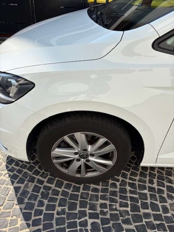 Bianco Usata 2022 VW Touran Monovolume | 20.500 € (Super prezzo) - Immagine 1/4