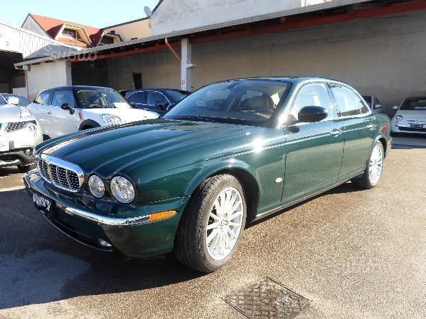 Sold Jaguar XJ (X350-X358-X359) - used cars for sale - AutoUncle