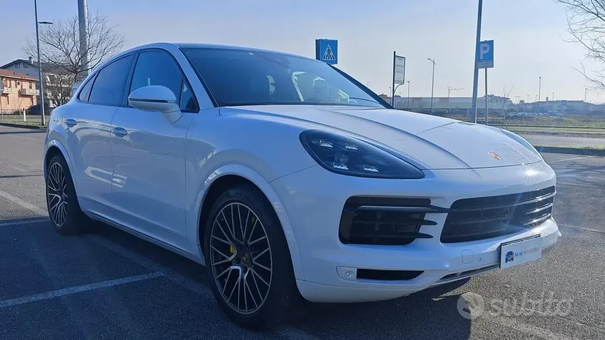 Usata Porsche Cayenne 340 CV (250 kW) 2020 Bianco SUV