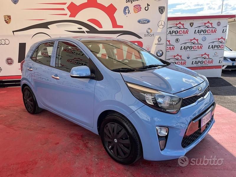 Usata Kia Picanto X-Line 65 CV (47 kW) 2019 Blu Utilitaria