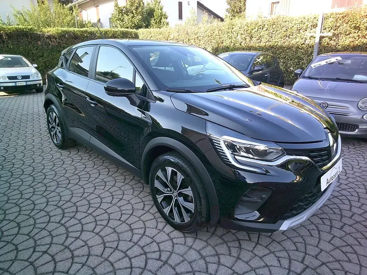 Usata Renault Captur Evolution 101 CV (74 kW) 2024 Nero SUV