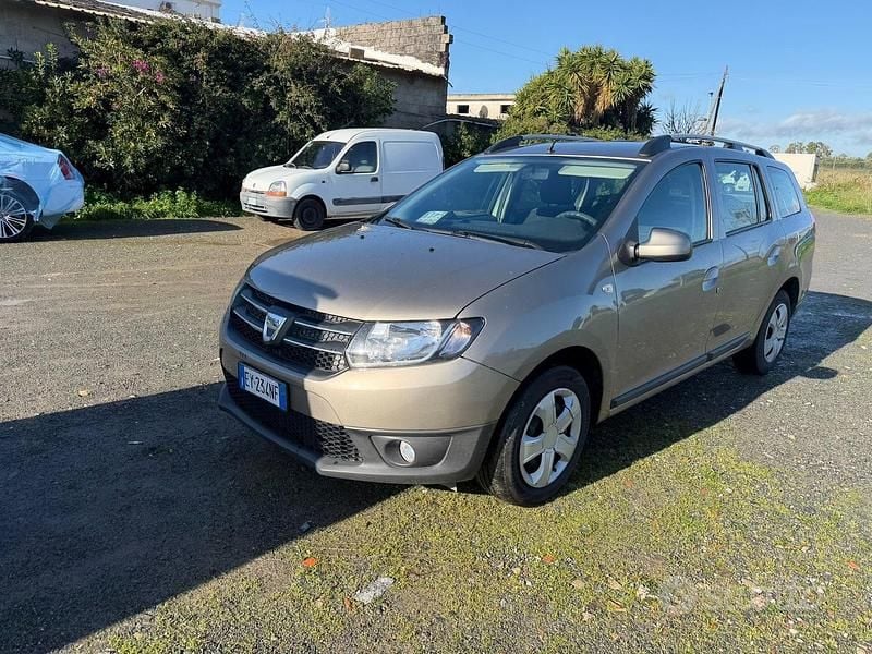 Usata Dacia Logan MCV 75 CV (55 kW) 2015 Grigio Station wagon