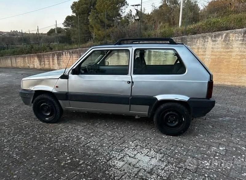 Usata Fiat Panda 39 CV (28 kW) 2000 Grigio Utilitaria