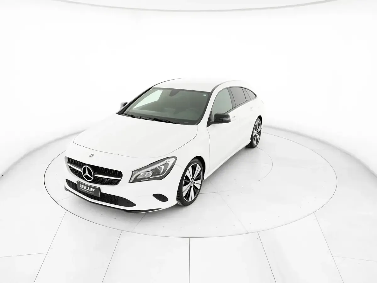 Usata Mercedes CLA200 136 CV (100 kW) 2019 Coupé