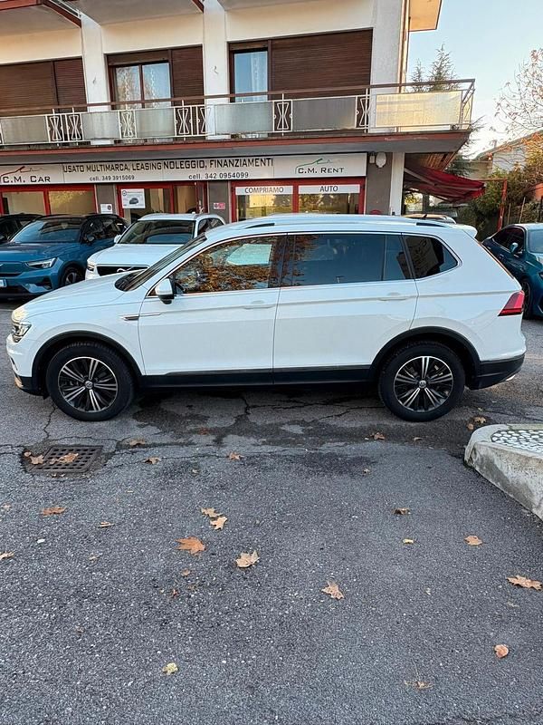 Usata VW Tiguan Allspace Advance 149 CV (109 kW) 2018 Bianco SUV