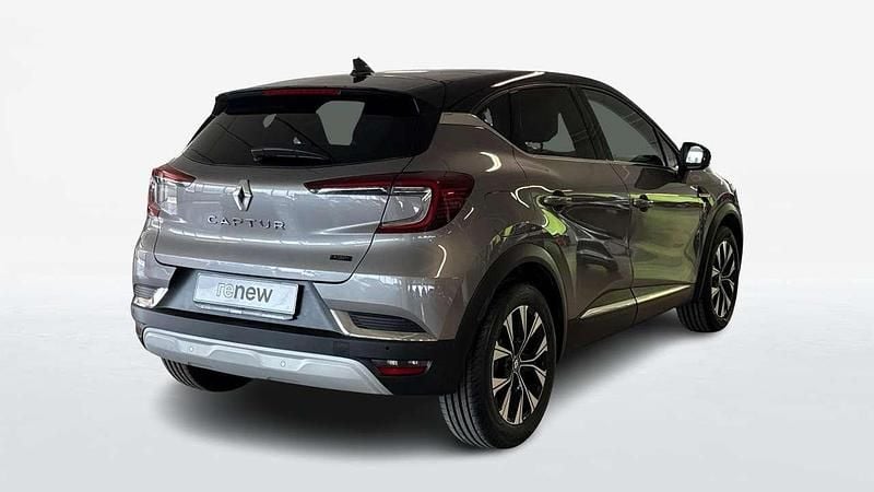 Usata Renault Captur Techno 94 CV (69 kW) 2023 Argento SUV