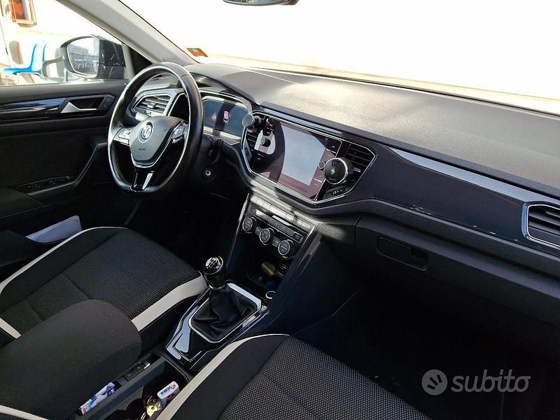 Usata VW T-Roc Advance 116 CV (85 kW) 2020 SUV