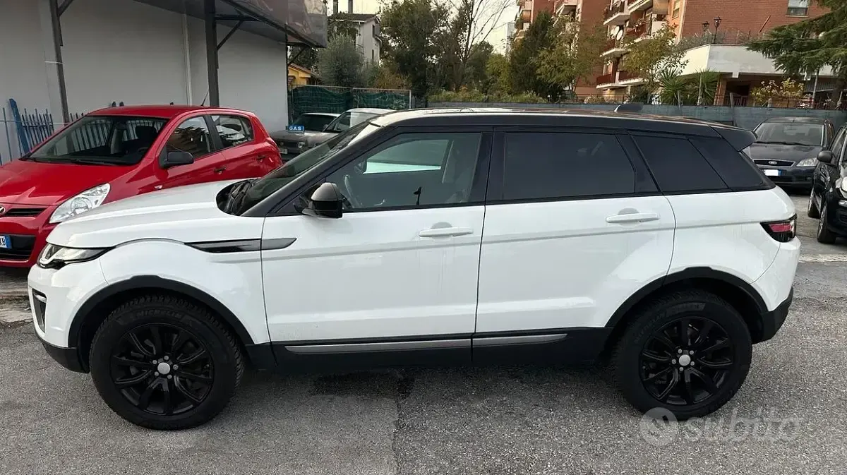 Usata Land Rover Range Rover evoque SE 150 CV (110 kW) 2017 Bianco Station wagon