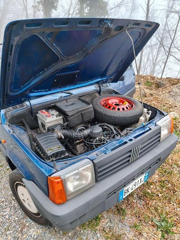 Usata Fiat Panda Young 39 CV (28 kW) 2000 Blu Berlina
