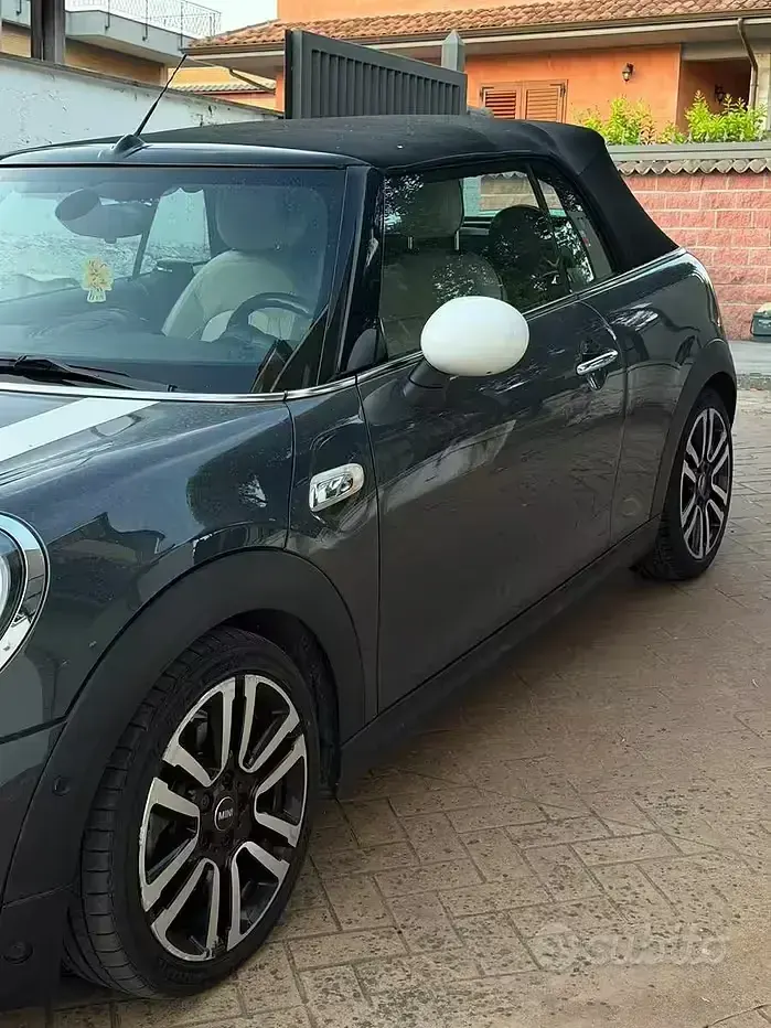 Usata Mini Cooper SD Cabriolet 170 CV (125 kW) 2019 Grigio Cabrio