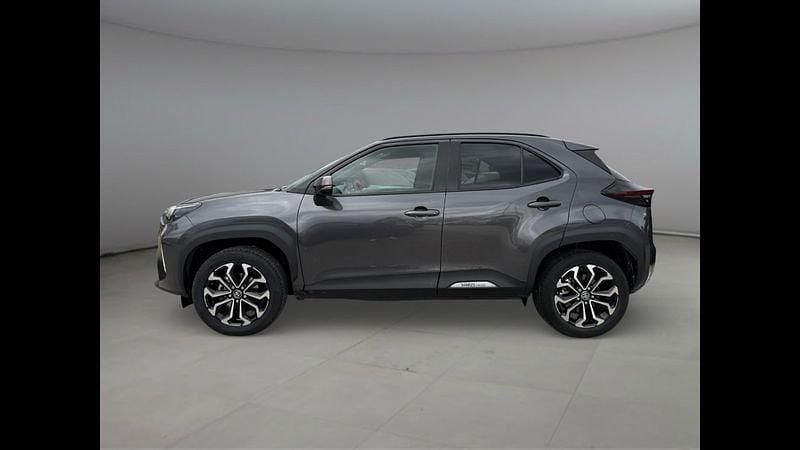 Usata Toyota Yaris Cross Trend 116 CV (85 kW) 2023 Grigio SUV