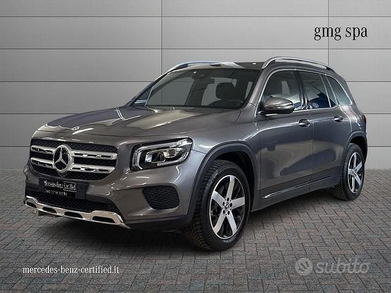 Usata Mercedes GLB200 150 CV (110 kW) 2023 Grigio SUV