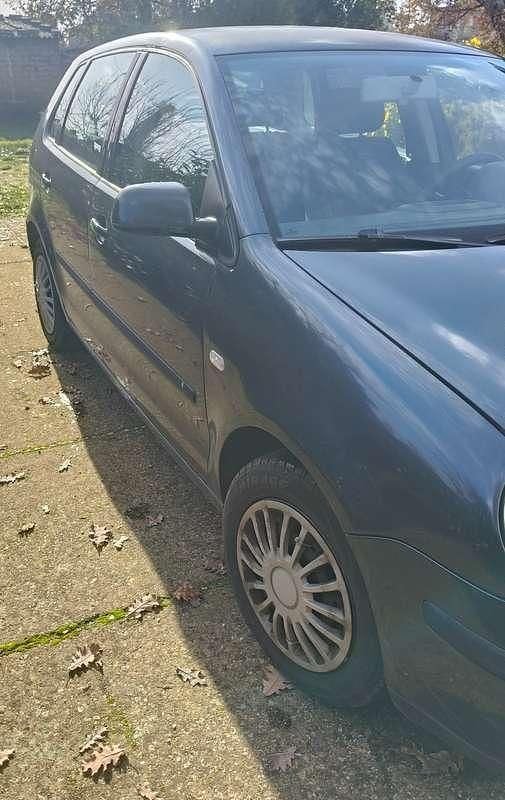 Usata VW Polo Trendline 75 CV (55 kW) 2003 Nero Berlina
