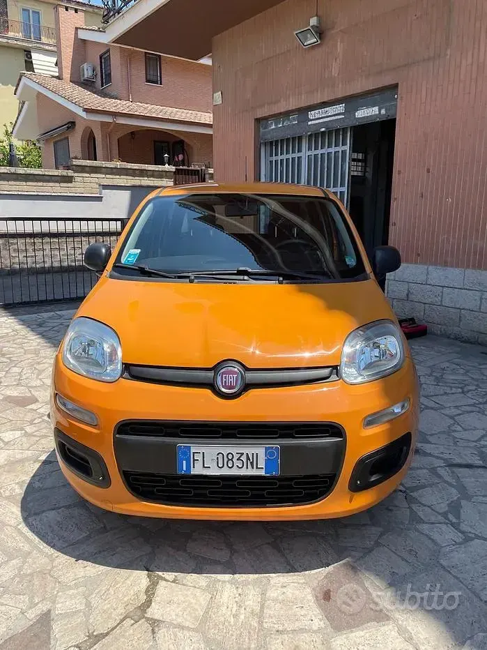 Usata Fiat Panda Easy 69 CV (50 kW) 2017 Arancione Utilitaria