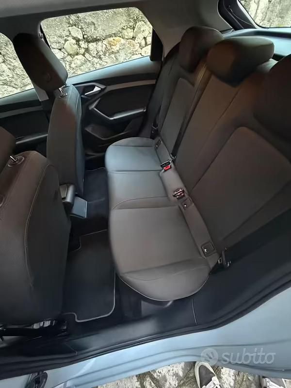 Usata Audi A1 Sportback 110 CV (80 kW) 2021 Grigio Utilitaria