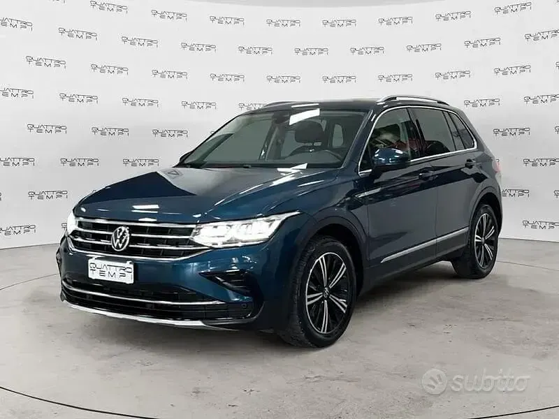Usata VW Tiguan Elegance 150 CV (110 kW) 2020 Blu SUV