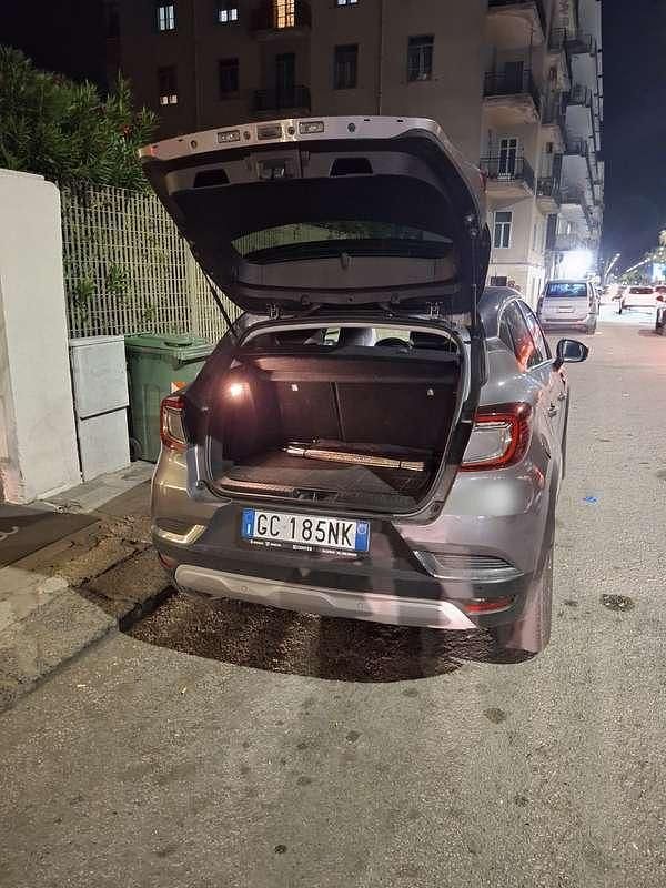 Usata Renault Captur Intens 160 CV (117 kW) 2020 SUV