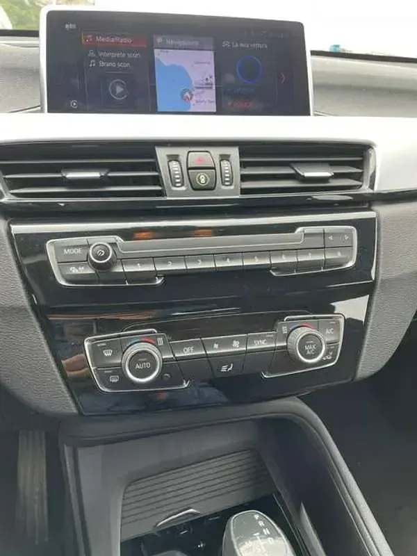 Usata BMW X1 Advantage 125 CV (91 kW) 2022 Bianco SUV