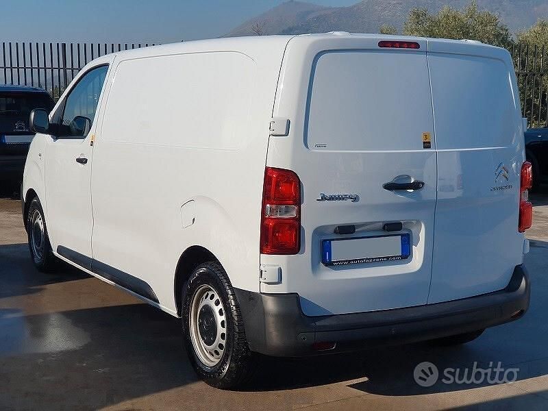 Usata Citroën Jumpy 120 CV (88 kW) 2024 Bianco Monovolume