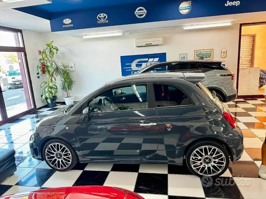 Usata Abarth 595 145 CV (106 kW) 2021 Grigio Berlina