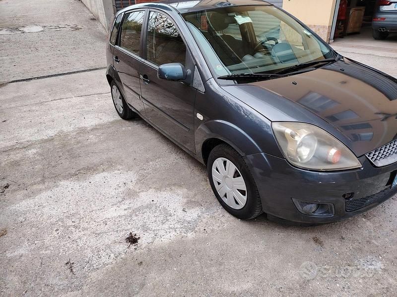 Usata Ford Fiesta 2008 Utilitaria