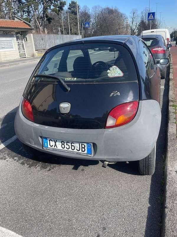 Usata Ford Ka 69 CV (50 kW) 2005 Nero Utilitaria