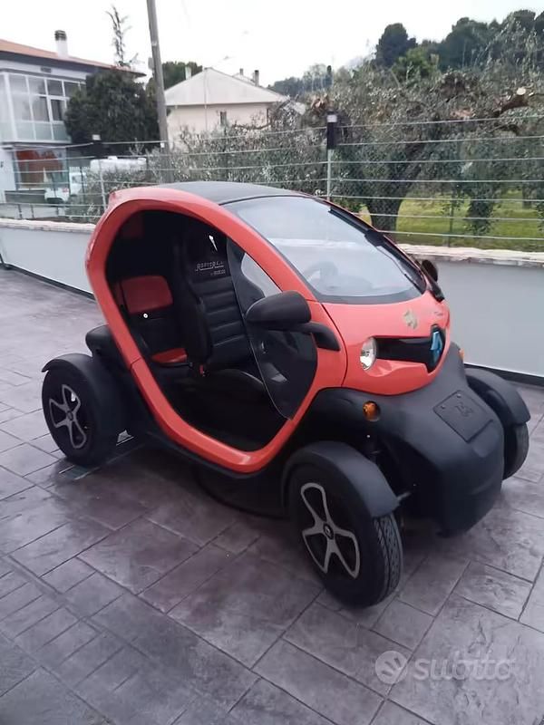 Usata Renault Twizy 8 kW (12 CV) 2013 Utilitaria