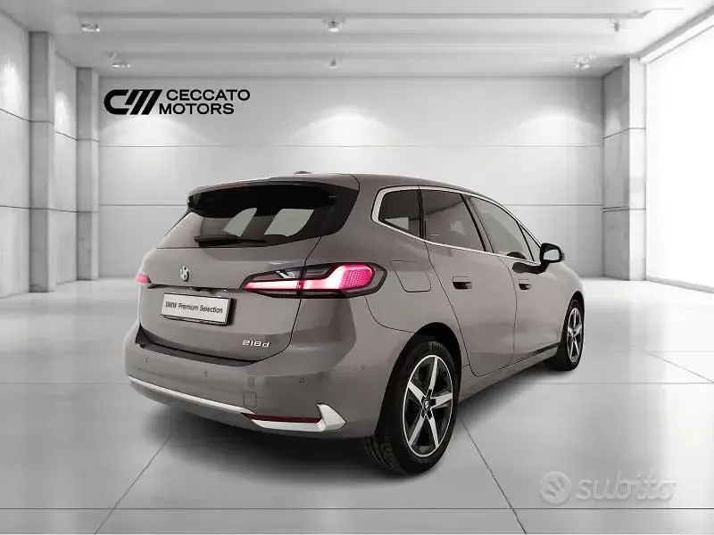 Usata BMW 218 Active Tourer Luxury Line 150 CV (110 kW) 2025 Grigio Monovolume