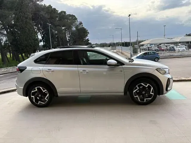 Usata VW Taigo R-line 110 CV (80 kW) 2025 Argento SUV