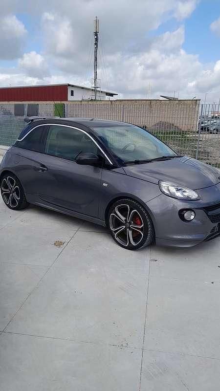 Usata Opel Adam S 150 CV (110 kW) 2015 Utilitaria