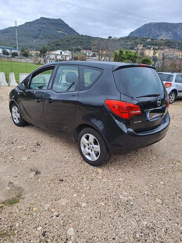Usata Opel Meriva 2015 Nero Monovolume