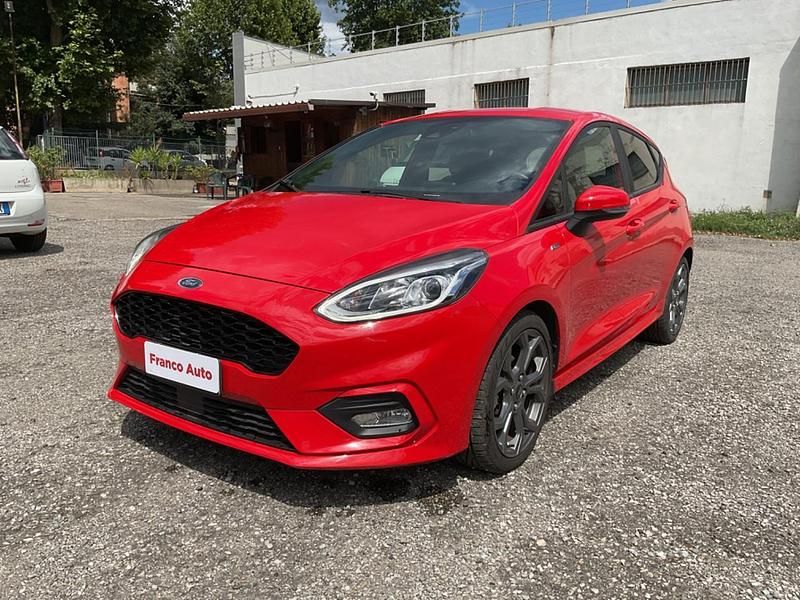 Rosso Usata 2021 Ford Fiesta ST-Line Berlina | 13.500 € (Buon prezzo) - Immagine 1/4