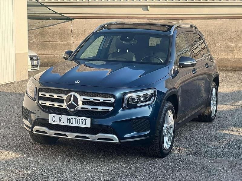 Usata Mercedes GLB200 Business 150 CV (110 kW) 2022 Blu/azzurro SUV