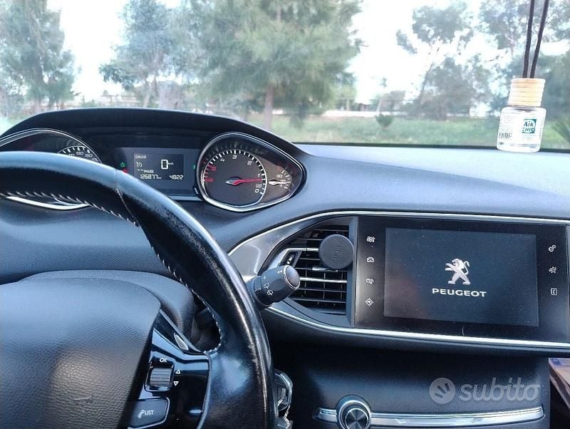 Usata Peugeot 308 SW 2015 Grigio Station wagon