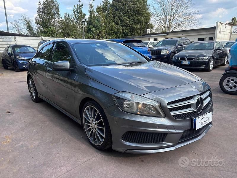 Usata Mercedes A180 AMG 122 CV (89 kW) 2012 Grigio Berlina