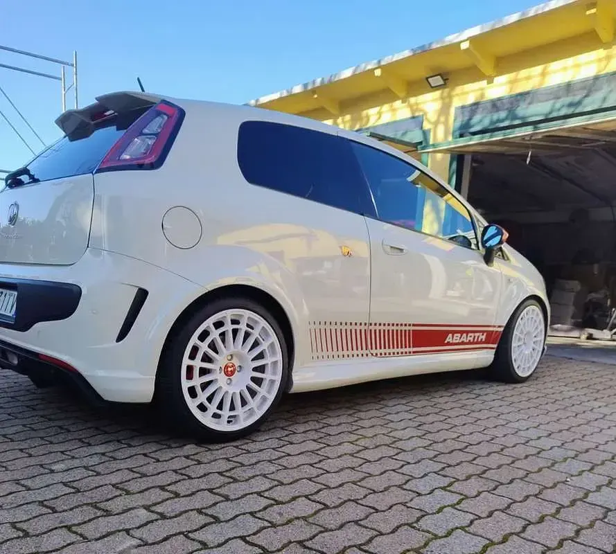 Usata Abarth Punto Evo Esseesse 180 CV (132 kW) 2011 Bianco Utilitaria