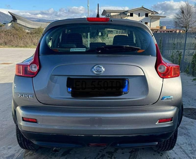 Usata Nissan Juke Acenta 110 CV (80 kW) 2011 Grigio SUV