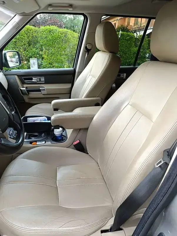 Usata Land Rover Discovery 4 HSE 256 CV (188 kW) 2013 Beige SUV