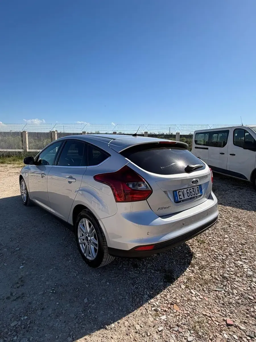Usata Ford Focus Titanium 116 CV (85 kW) 2014 Argento Berlina