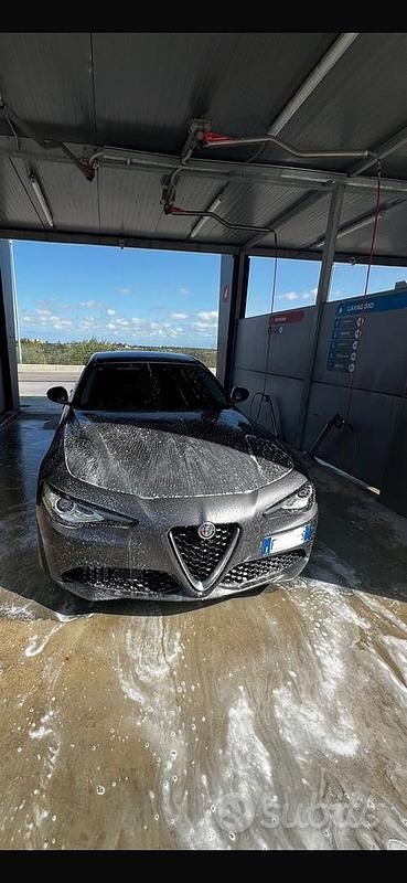 Usata Alfa Romeo Giulia 2017 Grigio Berlina