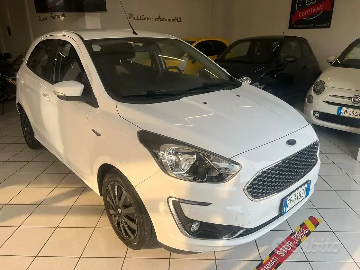 Usata Ford Ka 86 CV (63 kW) 2018 Bianco Berlina