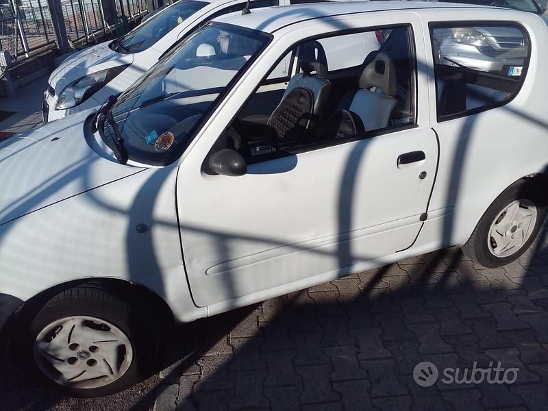 Usata Fiat 600 2001 Bianco Utilitaria