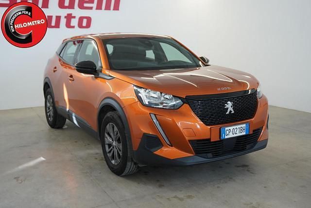 Usata Peugeot 2008 Active 130 CV (95 kW) 2023 Arancione SUV