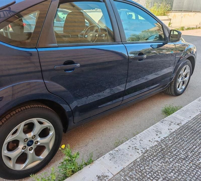Usata Ford Focus 109 CV (80 kW) 2011 Berlina